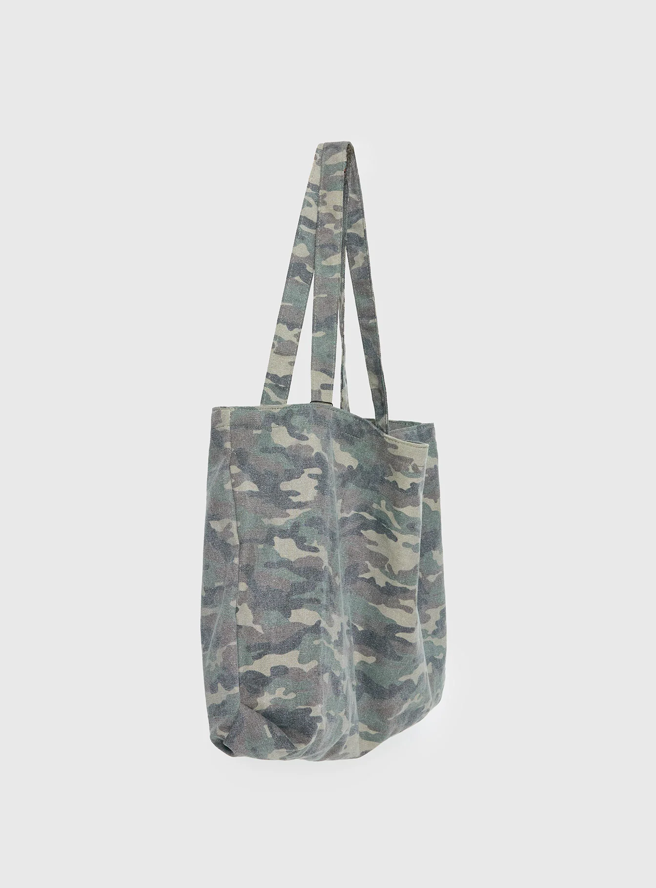 Smolder Tote Bag Camo - Image 3