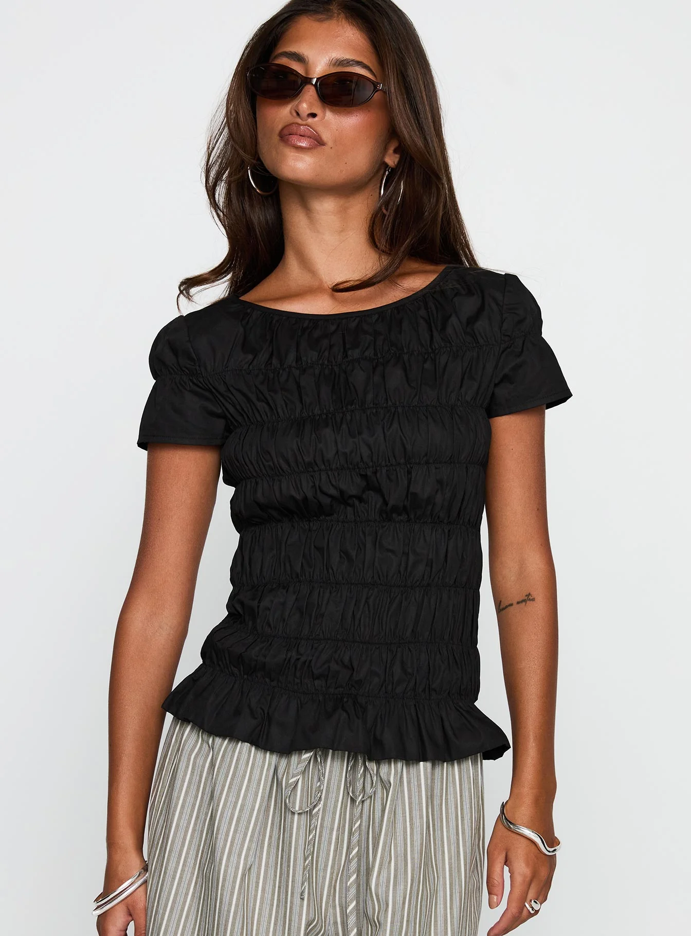 Spoiler Alert Ruched Top Black - Image 2