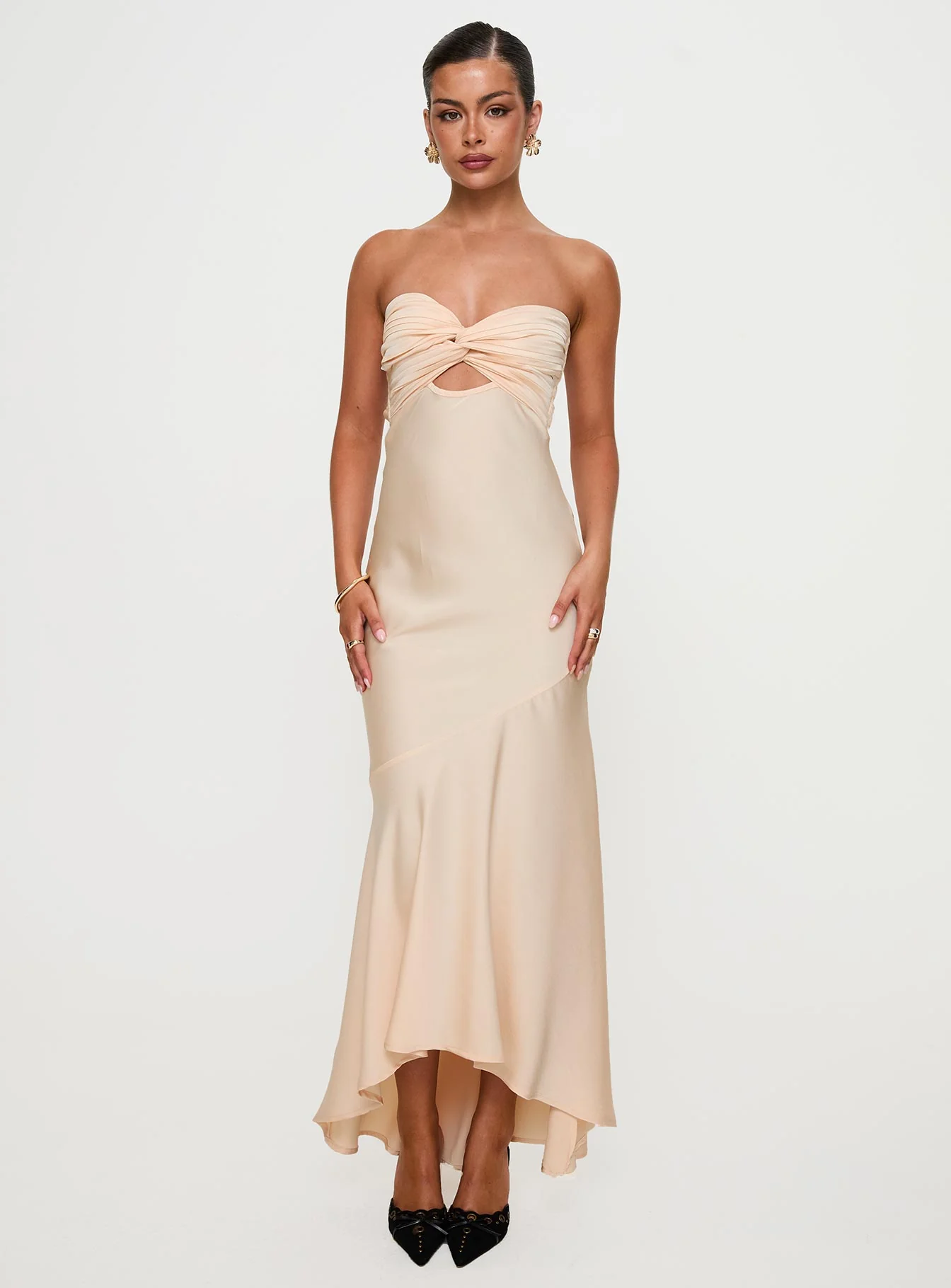 Stand A Chance Twist Detail Maxi Dress Champagne - Image 3