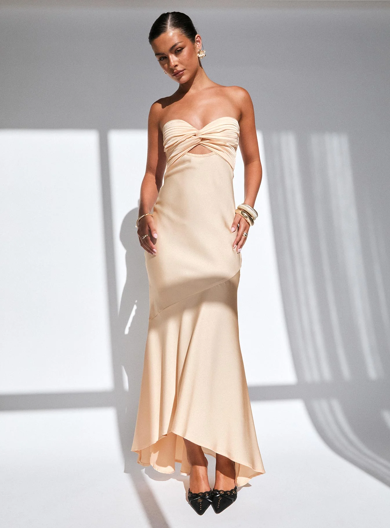 Stand A Chance Twist Detail Maxi Dress Champagne - Image 9