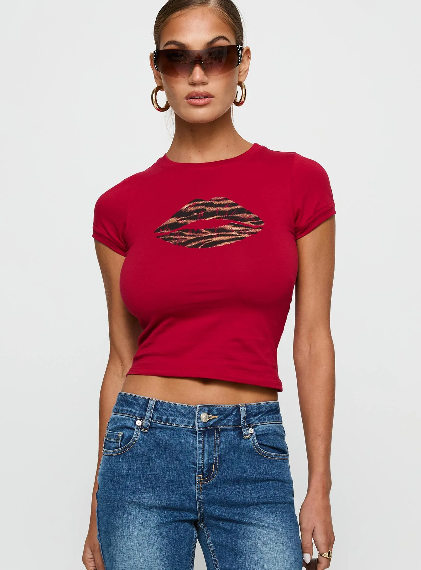 Sutin Tee Red - Image 2