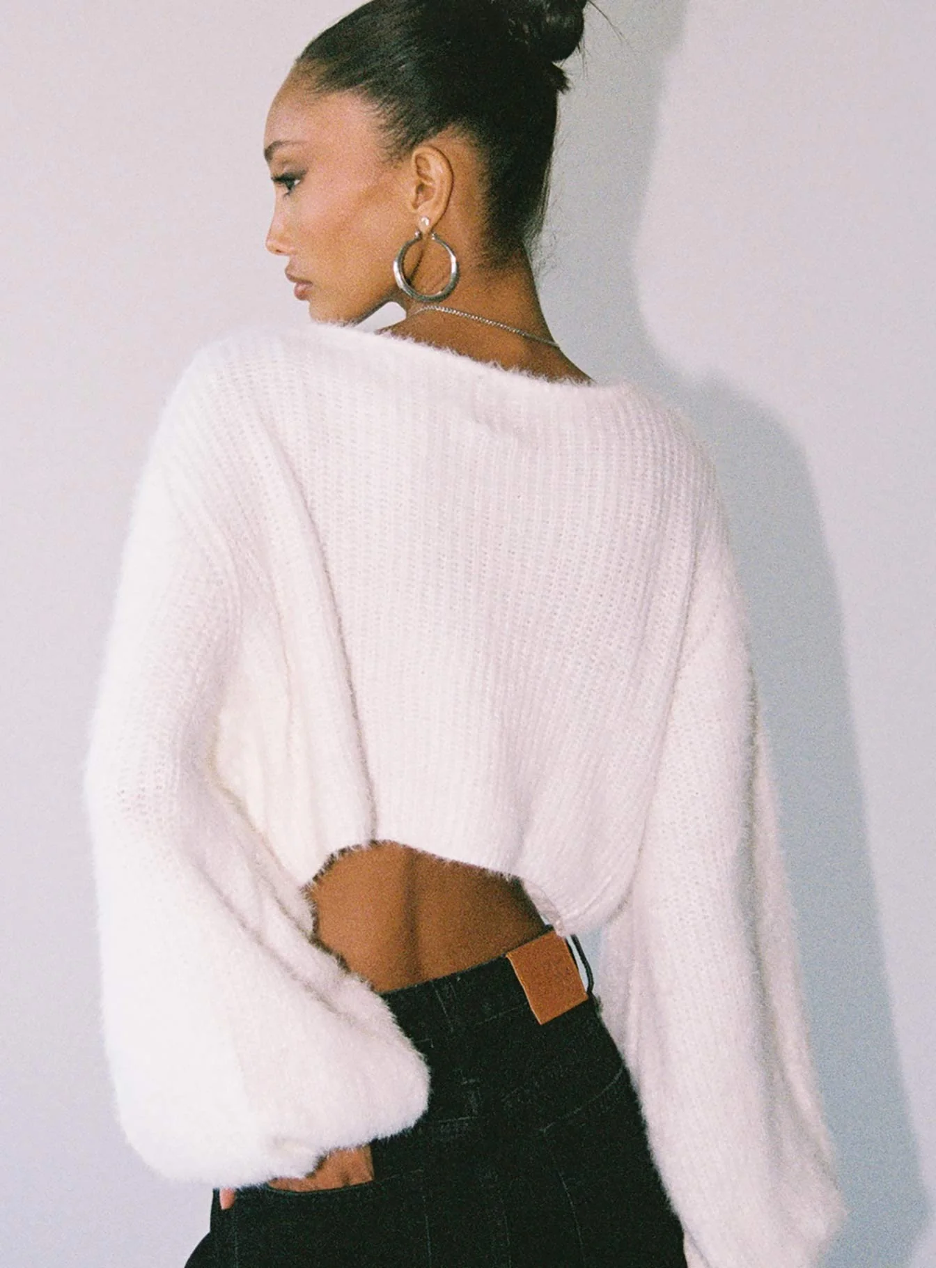 The Henrik Cropped Sweater - Image 5