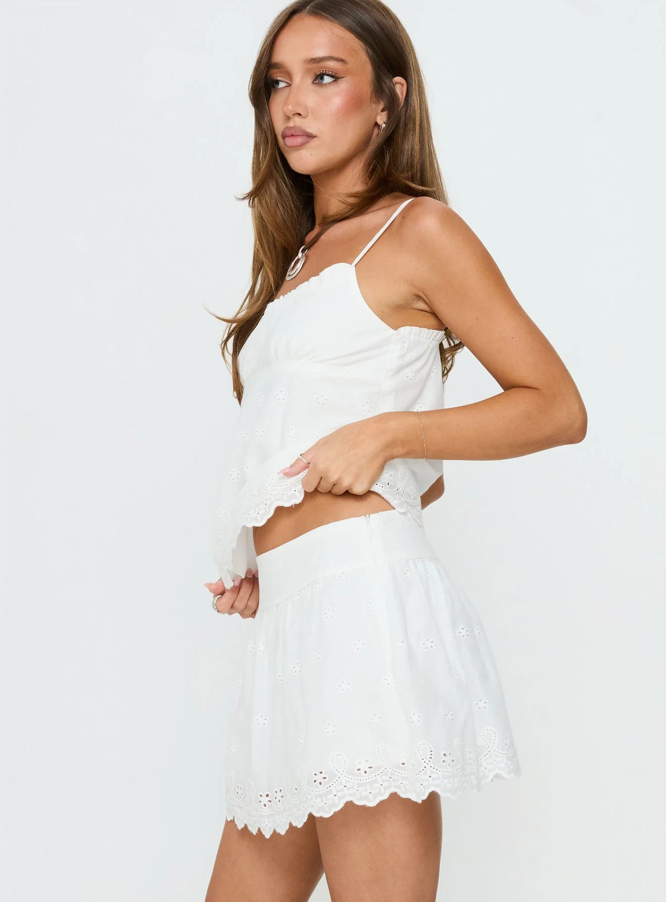 Tiriah Embroidered Mini Skirt White - Image 4