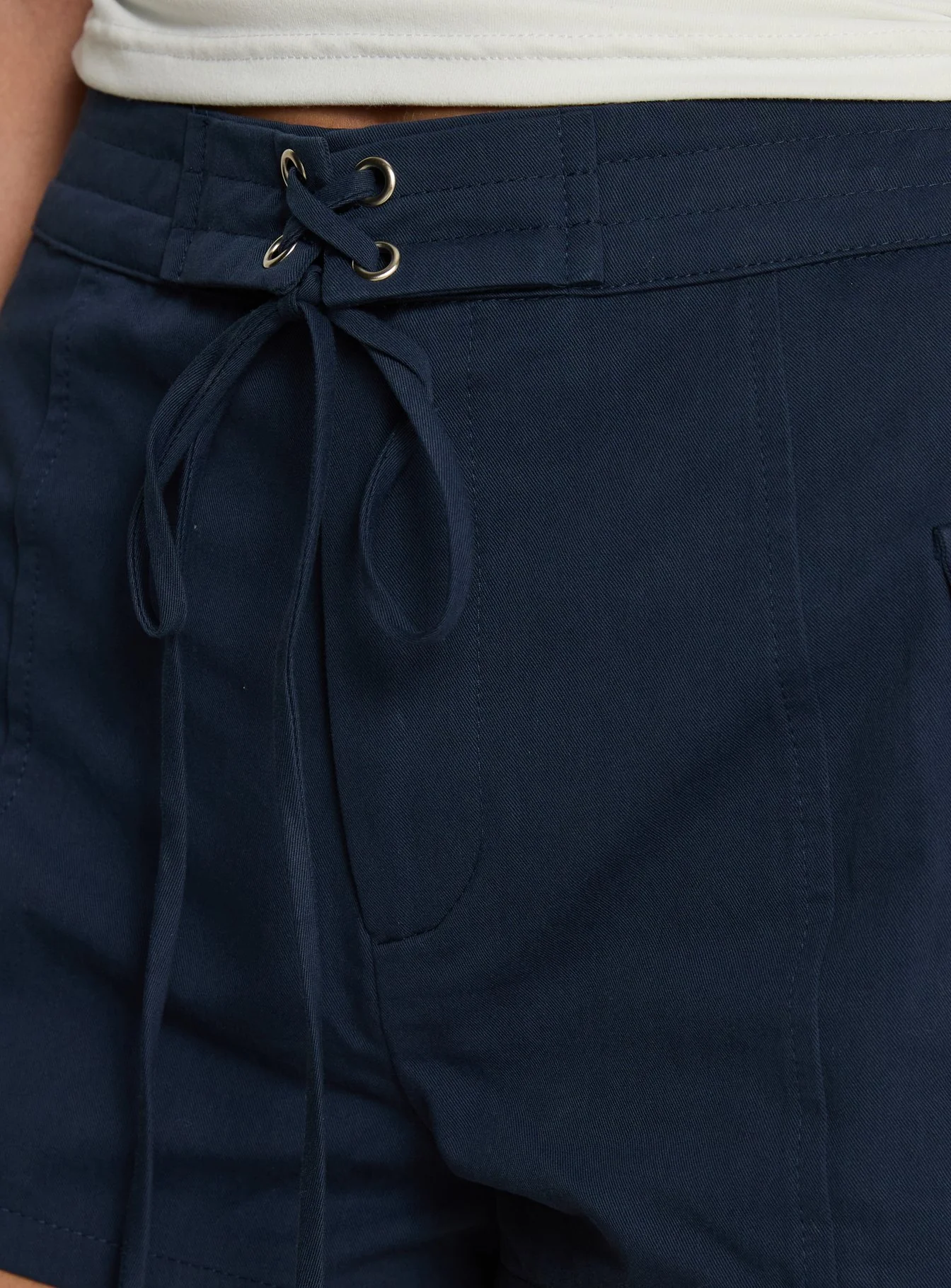 Torrie Tie Waist Short Navy - Image 5