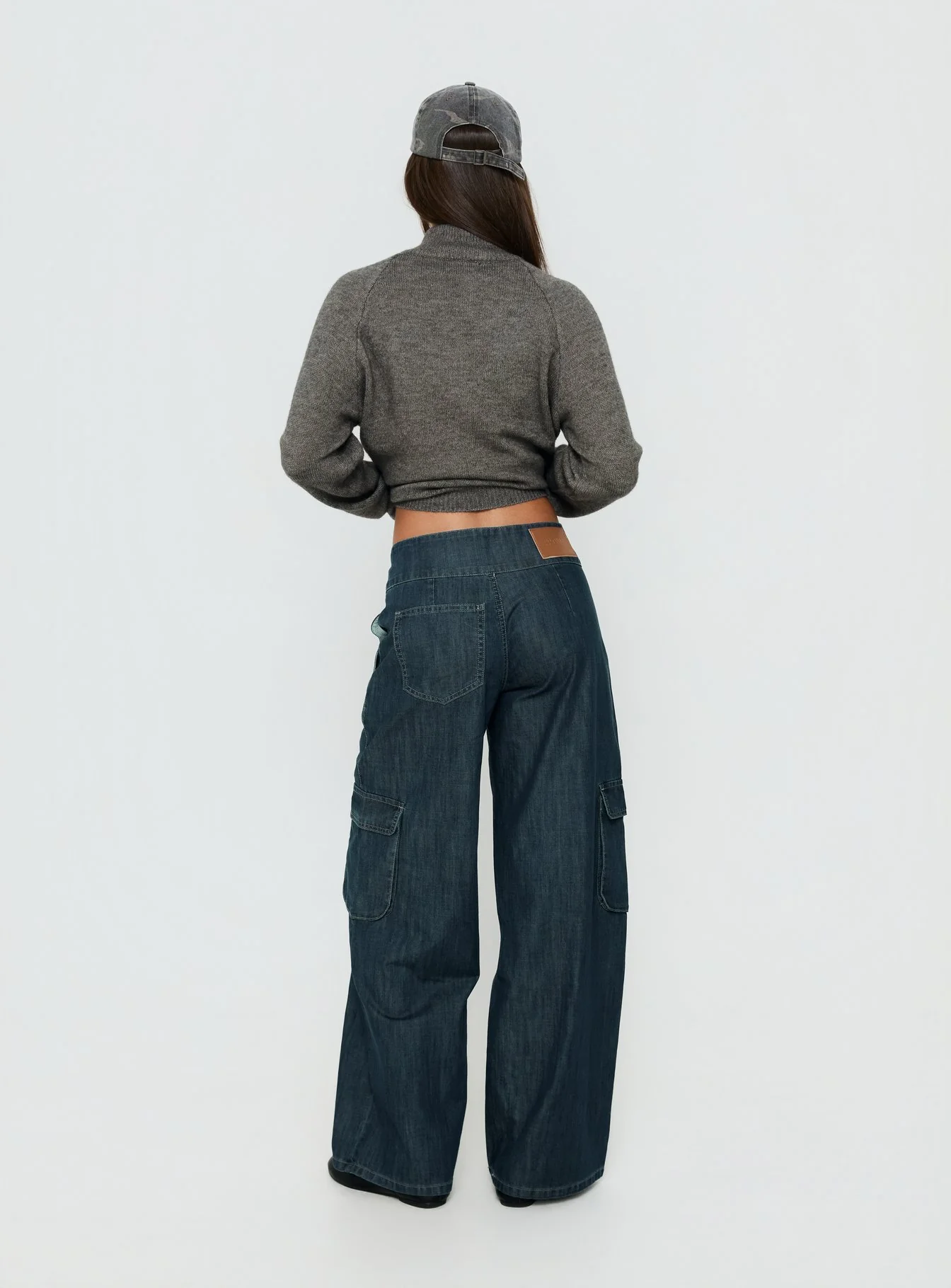 Nikoletta Mid Rise Wide Leg Cargo Jeans Dark Blue Wash - Image 4