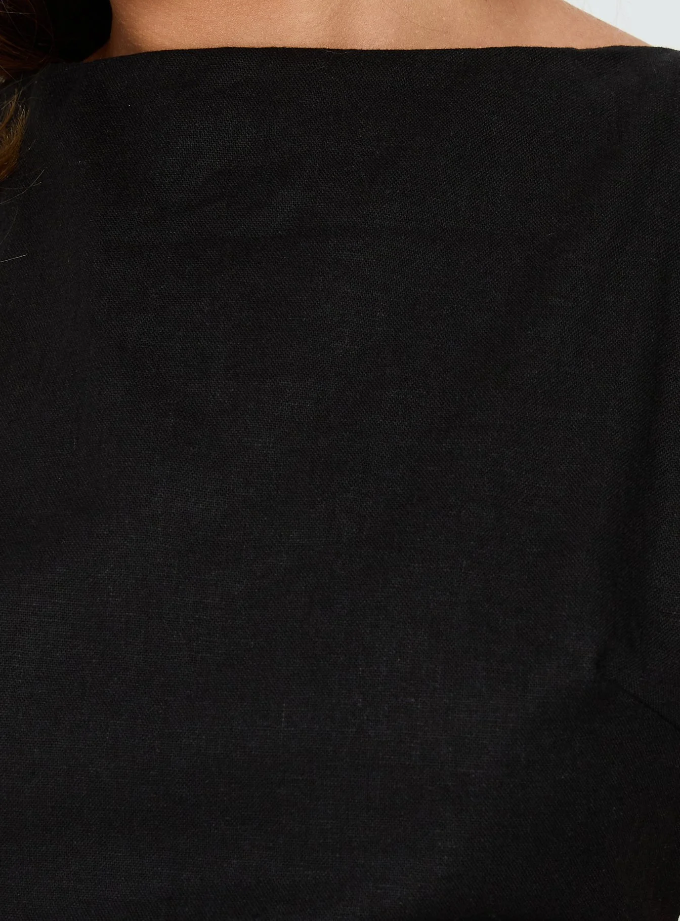 Veara Linen Low Back Tie Detail Playsuit Black - Image 6