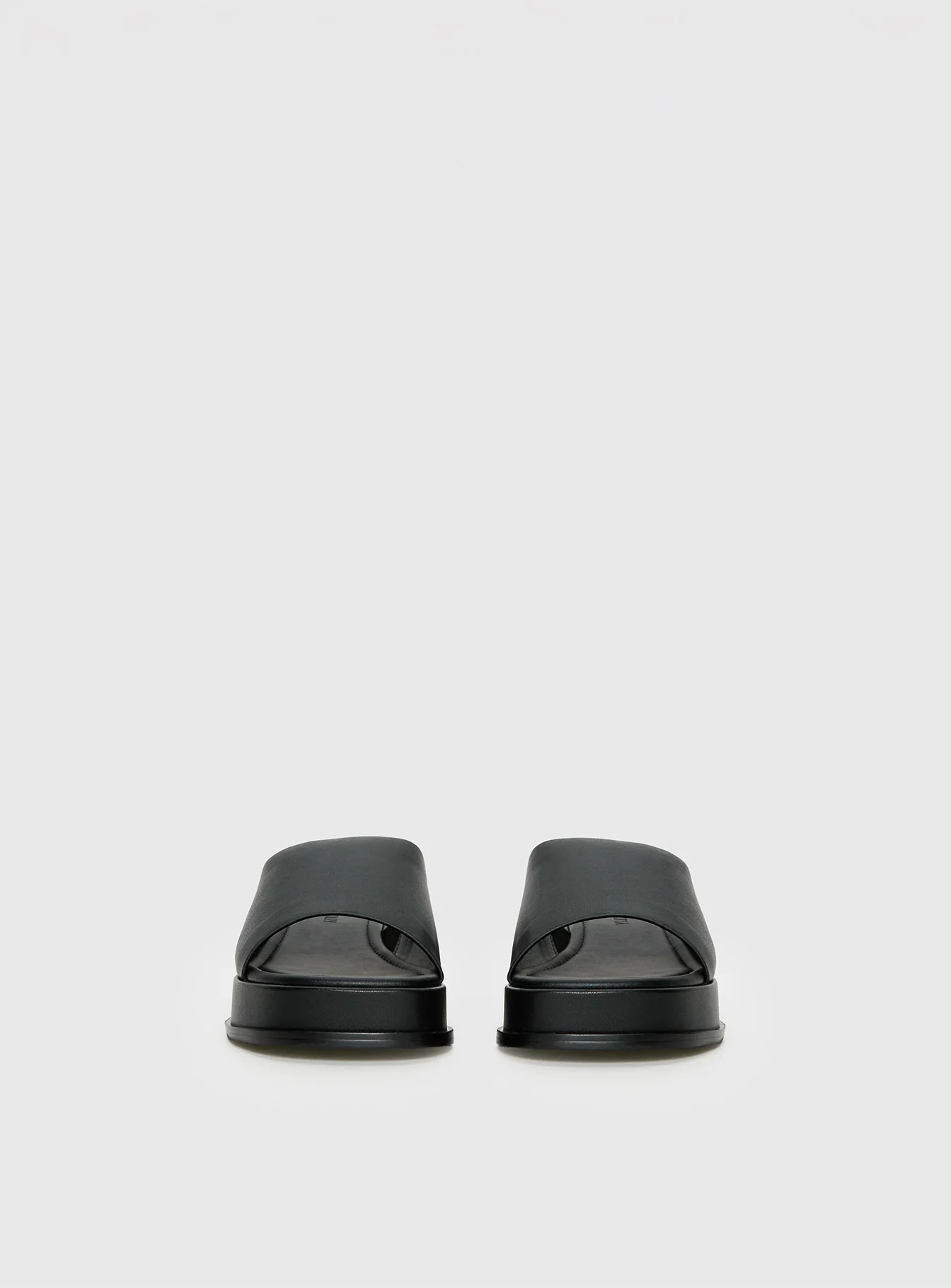 Bayshore Sandals Black - Image 3