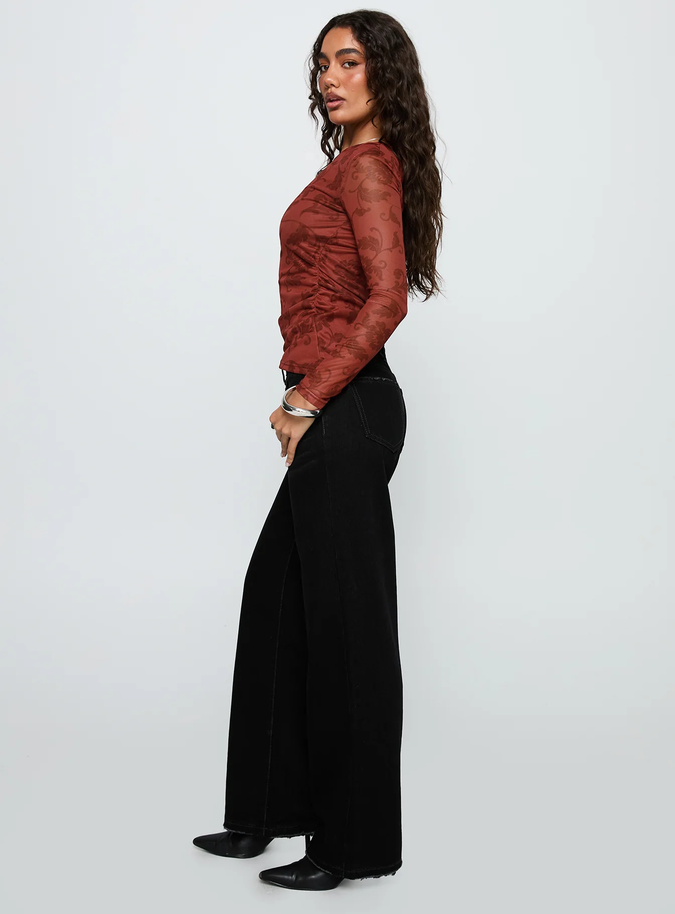 West End Girl Mid Rise Straight Leg Jeans Washed Black - Image 4