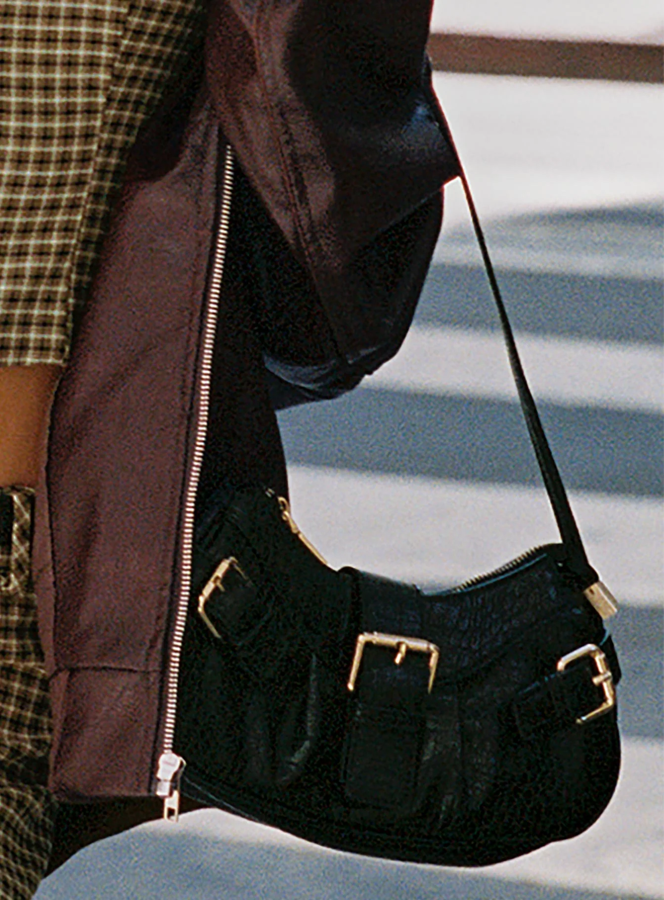 Westaway Shoulder Bag Black - Image 12