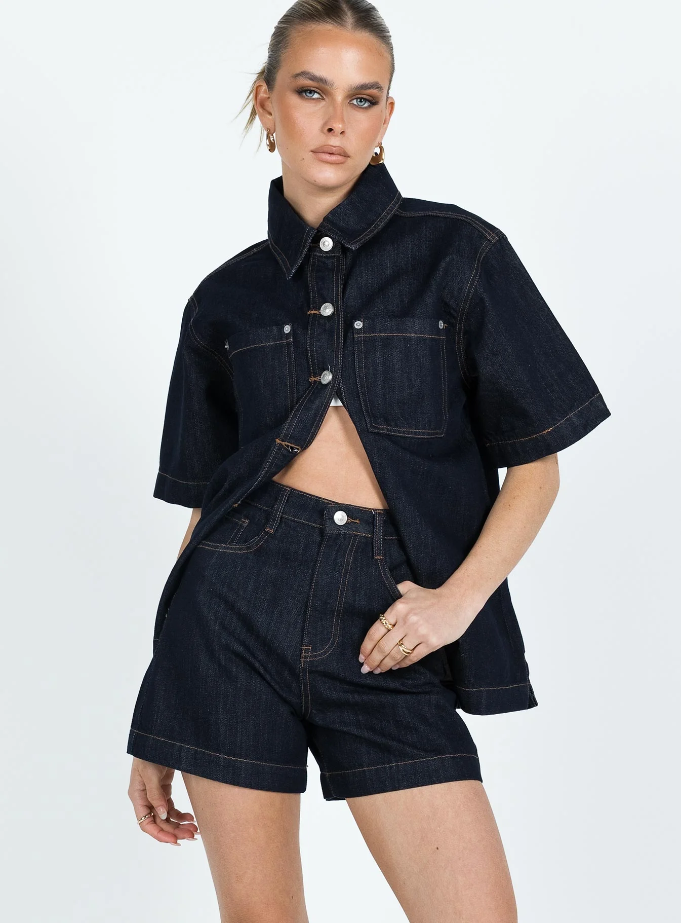 Whitaker Shorts Dark Denim - Image 2