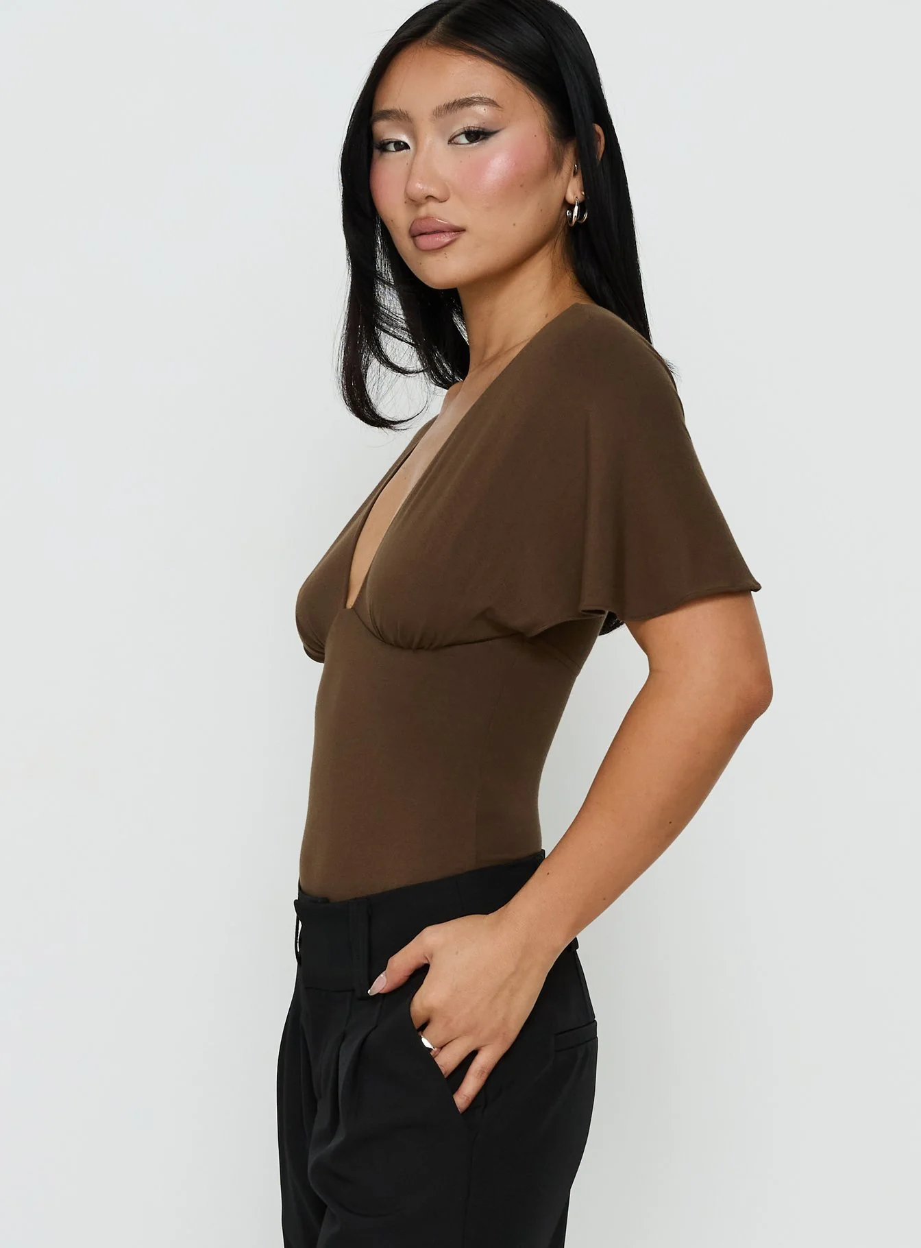 Yevenna Batwing Plunge Bodysuit Chocolate - Image 3