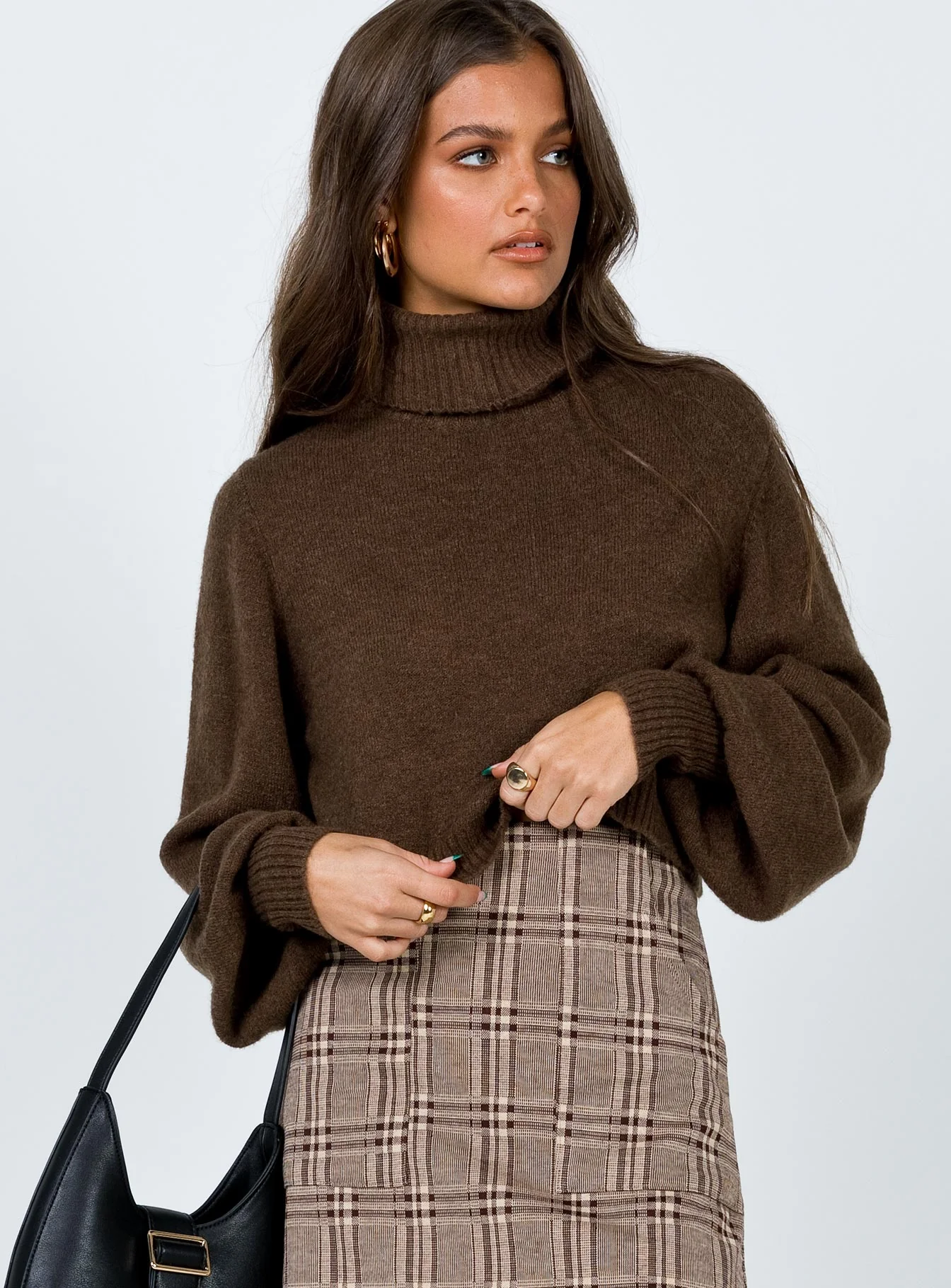 Zahara Cropped Turtleneck Sweater Brown - Image 3